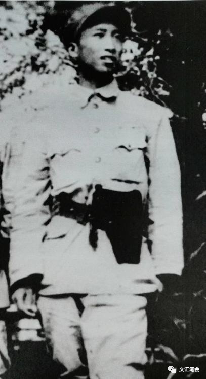 罗晓良：瞿俊，长津湖战役和五次战役时担任178团副参谋长、代参谋长。瞿叔叔是上海人，是原上海中学学生，中学毕业后即来到新四军浙东纵队，和爹一直在同一个支队、同一个团里。.png